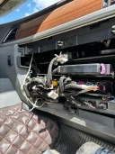 Седельный тягач для буксировки полуприцепов SHACMAN SX42584V324, 2023, Идентификационный номер: LZGJL4V4XPX078682, принадлежащий Продавцу на праве собственности, что подтверждается Договором купли-продажи № ОВ/Ф-333232-03-01-С-01 от 17.10.2023 г.